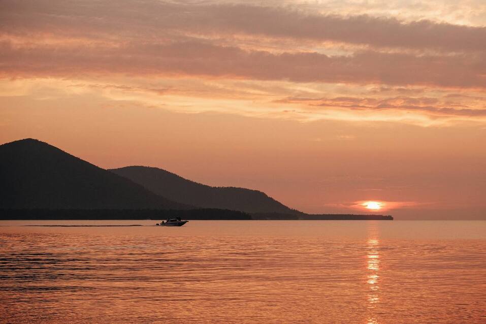 Как поженить туризм и искусство, создав на Байкале свою «Желтую Мельницу» 1 Как поженить туризм и искусство, создав на Байкале свою «Желтую Мельницу» 1