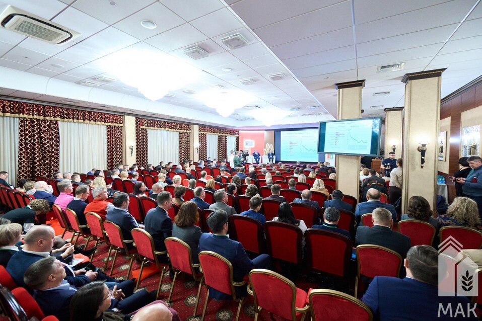 Лидеры АПК приедут в Челябинск на встречу с фермерами и аграриями
2 Лидеры АПК приедут в Челябинск на встречу с фермерами и аграриями
2