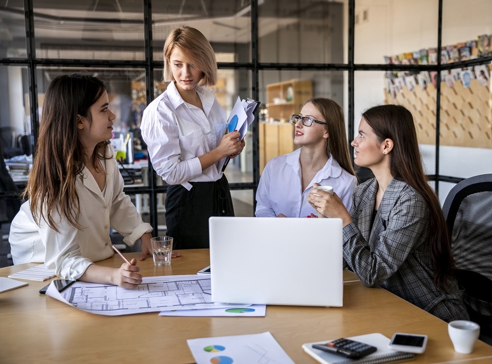 Александр Шегуров: «Кадровый кризис никуда не уйдет»
2 Александр Шегуров: «Кадровый кризис никуда не уйдет»
2