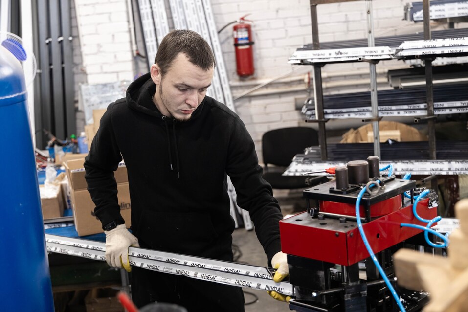 «Пришли люди в кожаных куртках, сказали: “Мы будем решать твои проблемы”» 20 «Пришли люди в кожаных куртках, сказали: “Мы будем решать твои проблемы”» 20