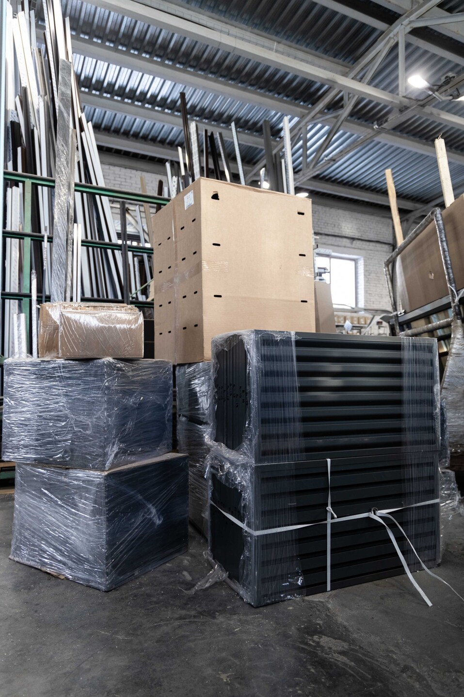 «Пришли люди в кожаных куртках, сказали: “Мы будем решать твои проблемы”» 27 «Пришли люди в кожаных куртках, сказали: “Мы будем решать твои проблемы”» 27