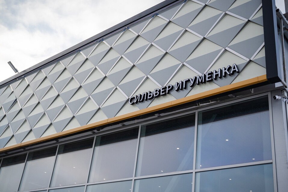 EXEED VX признан лучшим премиальным внедорожником* 3 EXEED VX признан лучшим премиальным внедорожником* 3