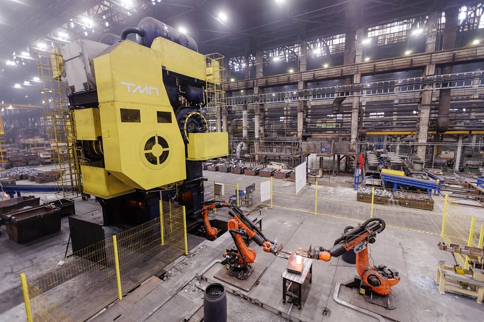 Челябинский завод запустил роботизированную линию, аналогов которой нет в стране
1 Челябинский завод запустил роботизированную линию, аналогов которой нет в стране
1