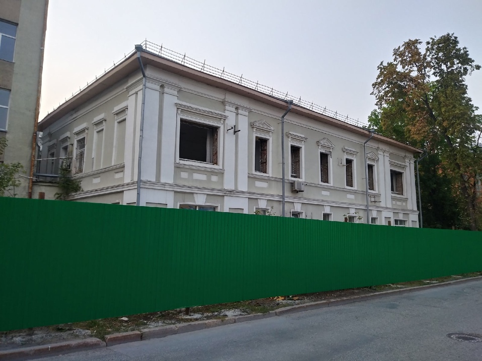 Жителей Тюмени печалит снос дома купца Игнатова и старого здания театра 4 Жителей Тюмени печалит снос дома купца Игнатова и старого здания театра 4