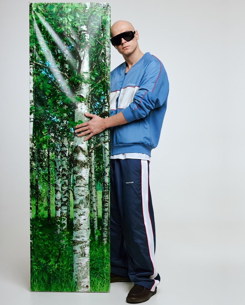 В ретро-капсуле представлены 9 моделей для женщин и десять для мужчин (Источник фото: предоставлено FINN FLARE) В ретро-капсуле представлены 9 моделей для женщин и десять для мужчин (Источник фото: предоставлено FINN FLARE)