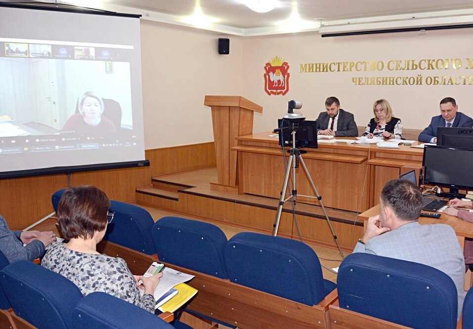 В Челябинской области запустят «бесшовную систему» подготовки кадров для агрохолдингов
1 В Челябинской области запустят «бесшовную систему» подготовки кадров для агрохолдингов
1