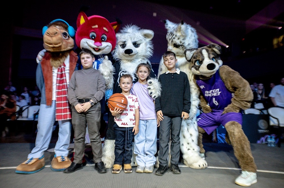 «Играем, чтобы помогать»: в Челябинске прошел медиатурнир «АнгелБаскет». ФОТО
6 «Играем, чтобы помогать»: в Челябинске прошел медиатурнир «АнгелБаскет». ФОТО
6