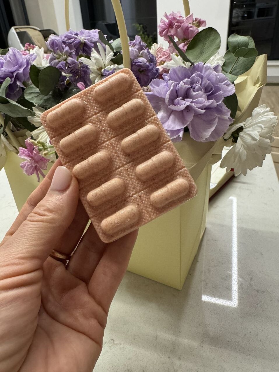 «Мой продукт нужен людям, и эта мысль не дает бросить начатое»
1 «Мой продукт нужен людям, и эта мысль не дает бросить начатое»
1