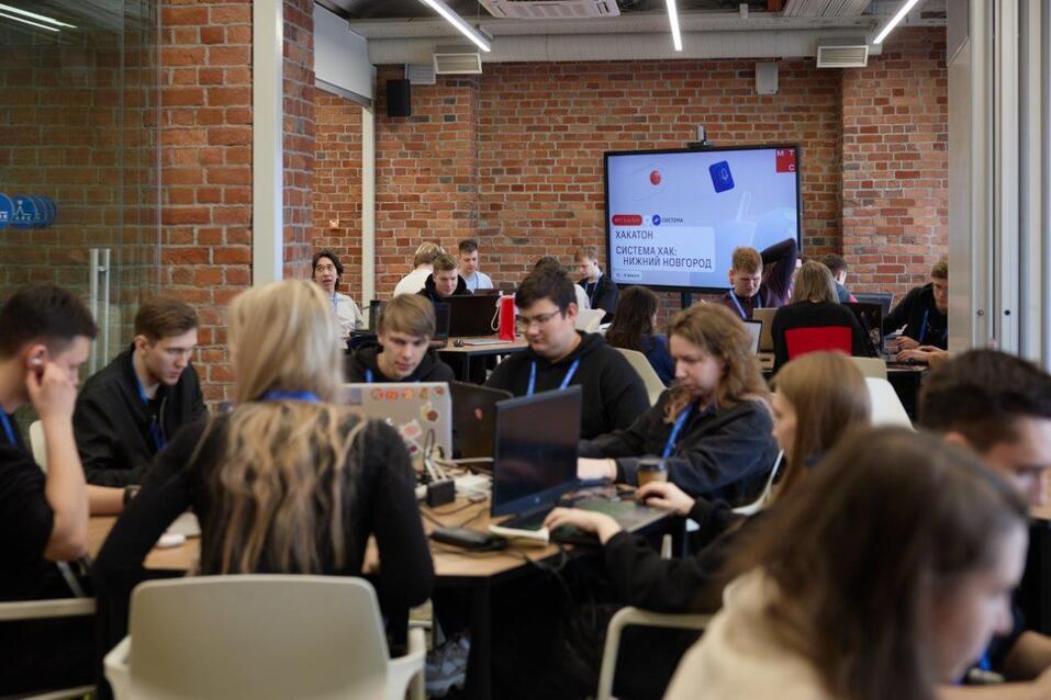 Три нижегородские команды стали призерами хакатона «Система Хак: программируем без границ» 2 Три нижегородские команды стали призерами хакатона «Система Хак: программируем без границ» 2