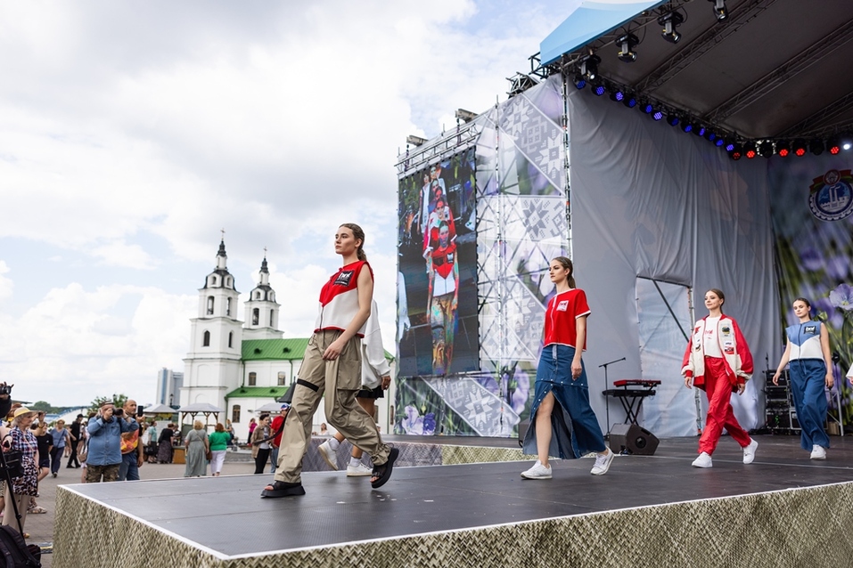 Как тренд «носи российское» завел легкую промышленность 2 Как тренд «носи российское» завел легкую промышленность 2