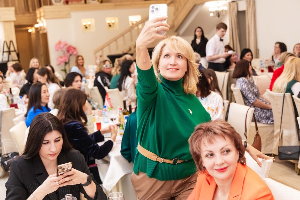 «Бизнес-девичник»-2025. ФОТООТЧЕТ 196 «Бизнес-девичник»-2025. ФОТООТЧЕТ 196