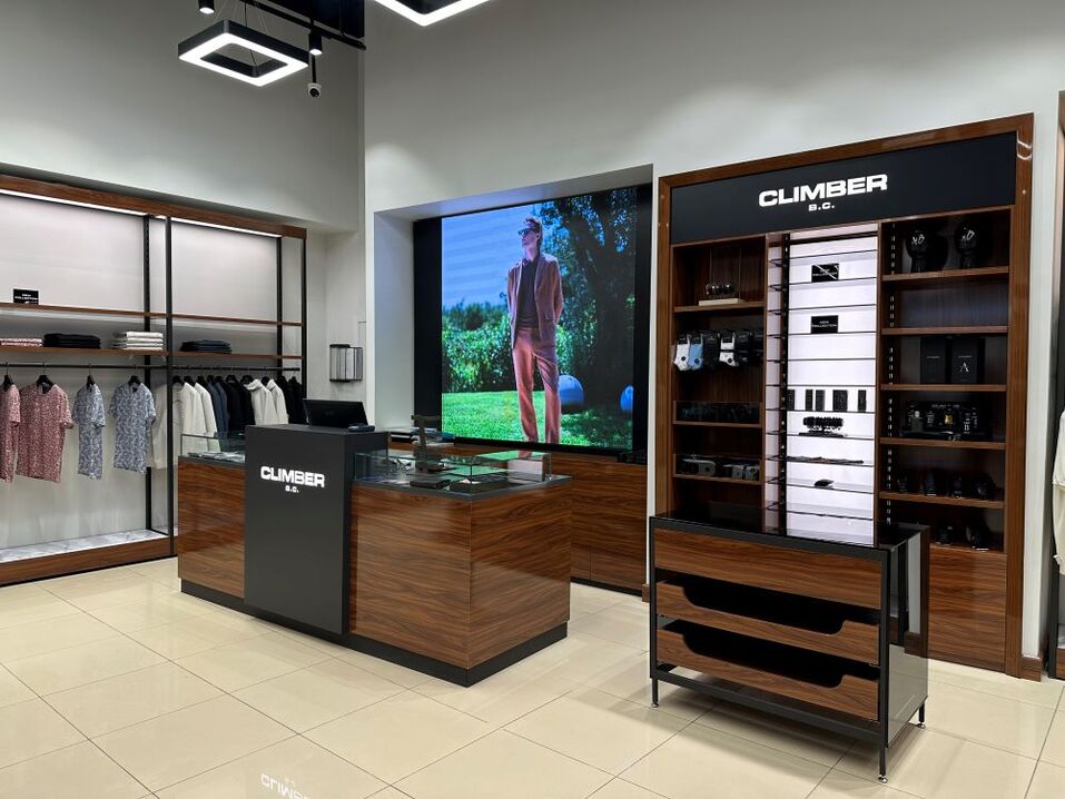 В Красноярске открылся первый магазин одежды Climber 1 В Красноярске открылся первый магазин одежды Climber 1