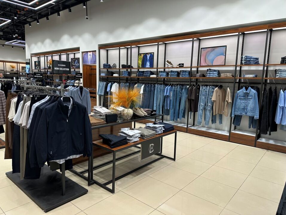 В Красноярске открылся первый магазин одежды Climber 2 В Красноярске открылся первый магазин одежды Climber 2