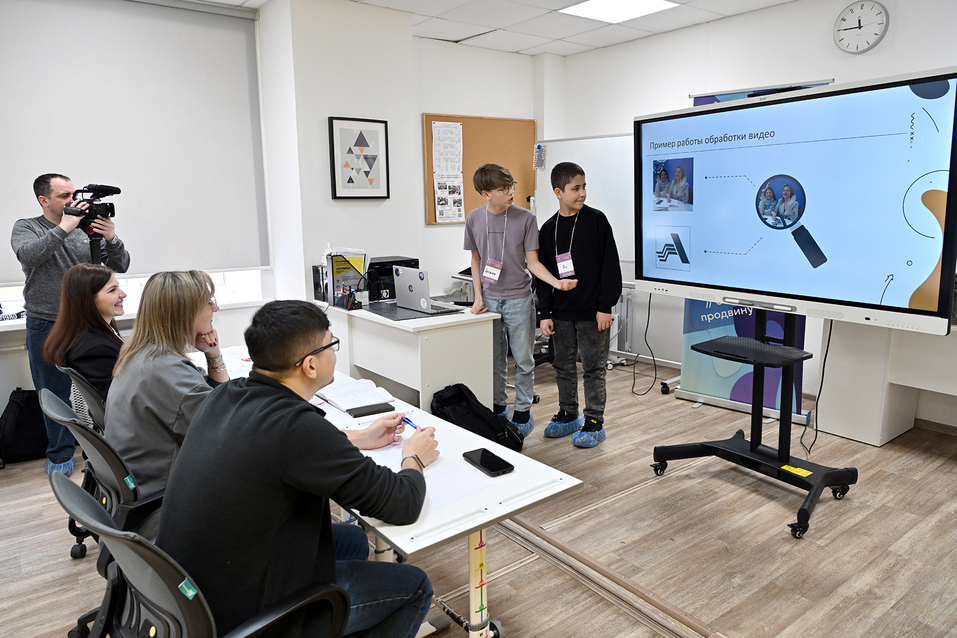 Эмодзи в стиле АПЗ 1 Эмодзи в стиле АПЗ 1