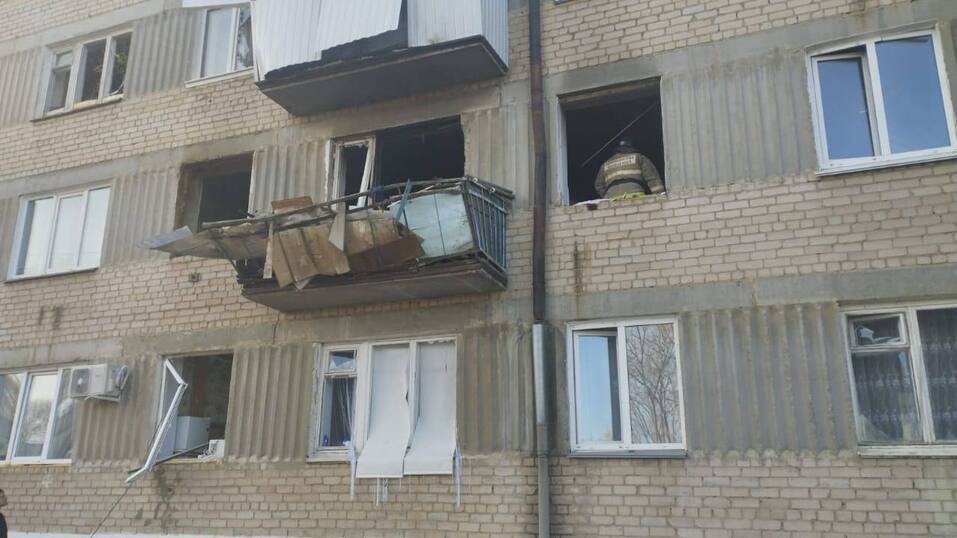 В Челябинской области прогремел взрыв в многоэтажке: подробности
2 В Челябинской области прогремел взрыв в многоэтажке: подробности
2