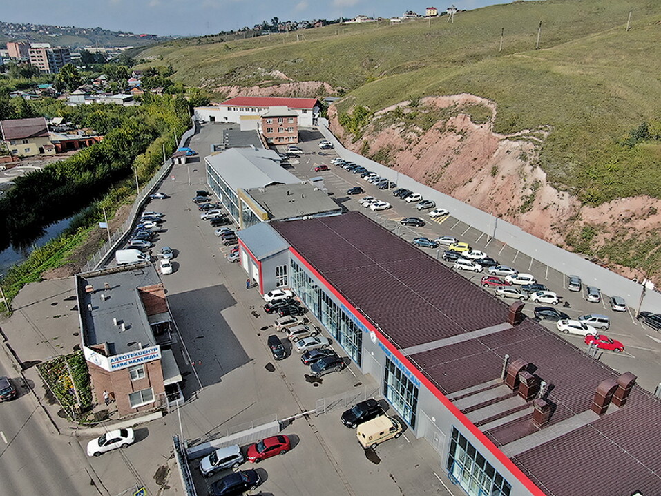 2016: Открытие бизнес-центра «Брянский» на месте промбазы 2016: Открытие бизнес-центра «Брянский» на месте промбазы