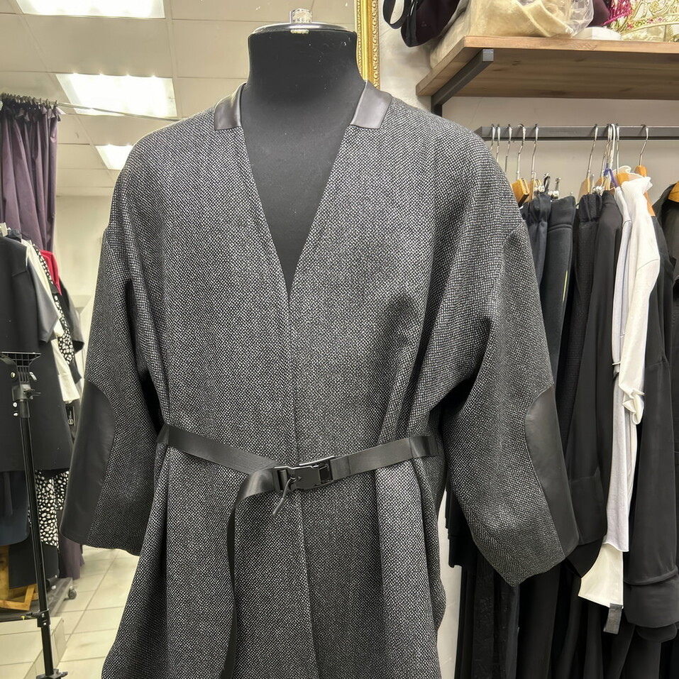 Что вдохновляло весенние коллекции красноярских дизайнеров 8 Что вдохновляло весенние коллекции красноярских дизайнеров 8