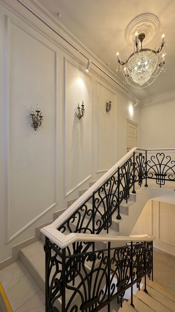 В Минусинске в стиле 19 века отреставрировали гостиницу «Метрополь» 1 В Минусинске в стиле 19 века отреставрировали гостиницу «Метрополь» 1