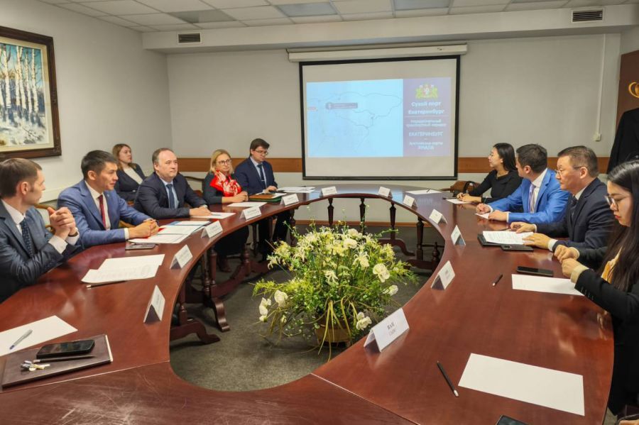 Китайский бизнес готов участвовать в проекте «Сухой порт» 1 Китайский бизнес готов участвовать в проекте «Сухой порт» 1