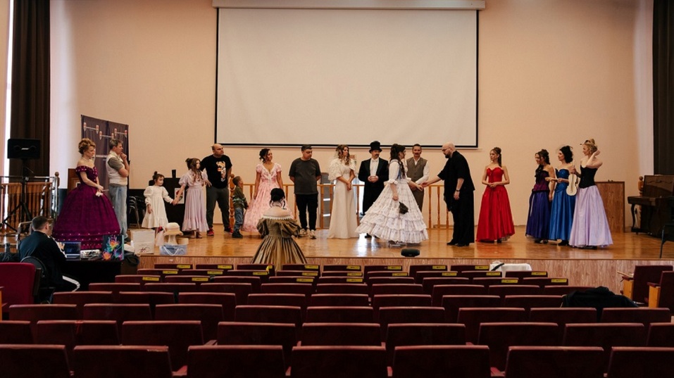 «Зеленый театр» приглашает на премьеру спектакля «Соломенная шляпка» в Челябинске 1 «Зеленый театр» приглашает на премьеру спектакля «Соломенная шляпка» в Челябинске 1