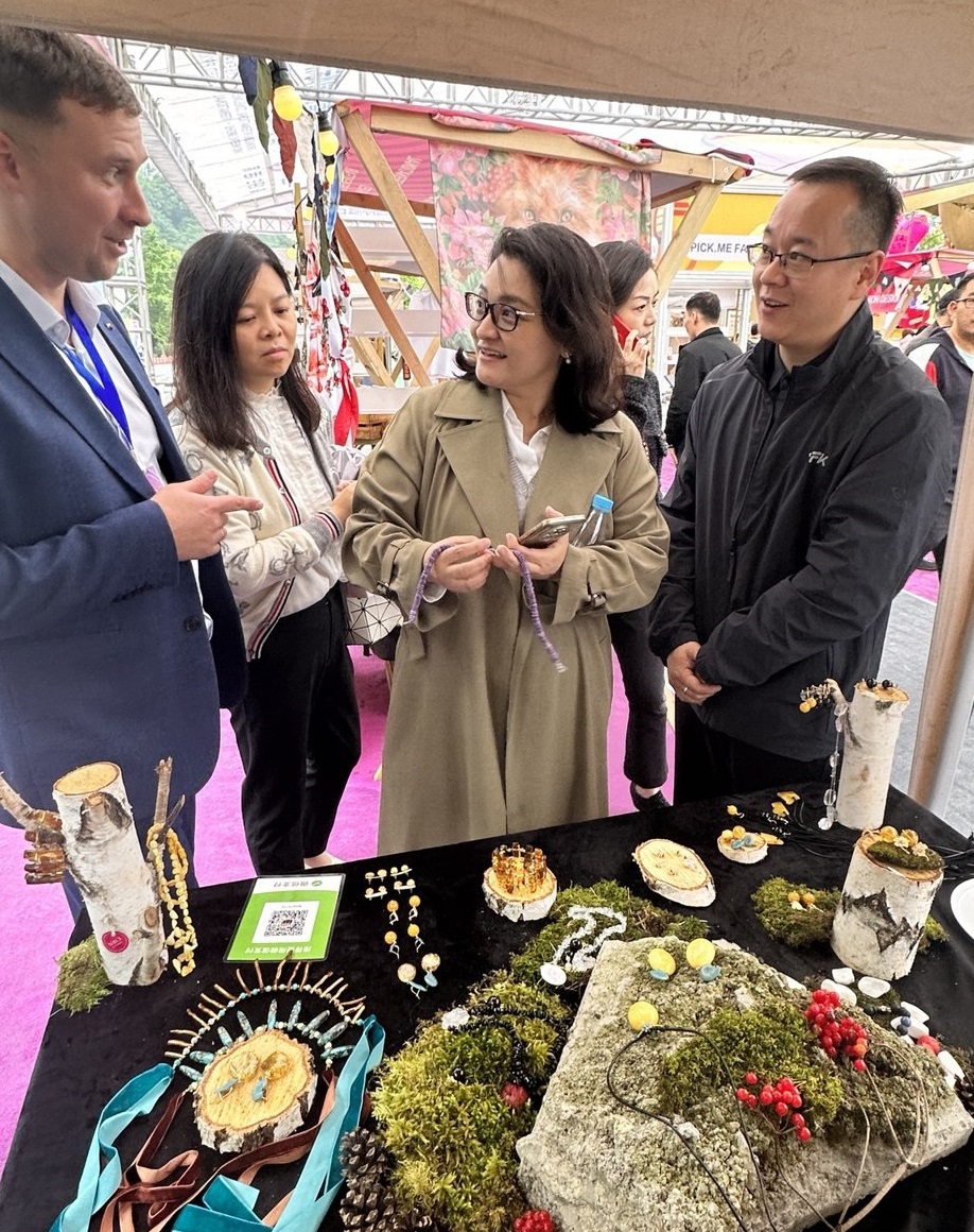 Алексей Харин: «Укрепление рубля — для всех радость, для экспортеров — боль»
3 Алексей Харин: «Укрепление рубля — для всех радость, для экспортеров — боль»
3