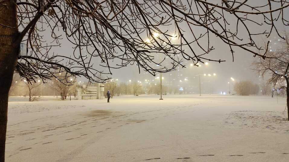 Екатеринбург засыпало апрельским снегом. Когда он растает? 1 Екатеринбург засыпало апрельским снегом. Когда он растает? 1