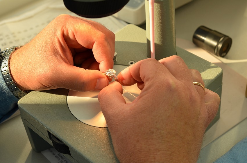 Как купить золото в ломбарде — советы и правила для инвестора 1 Как купить золото в ломбарде — советы и правила для инвестора 1