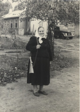 Золотой Академ. Новая историческая прогулка с «дедом Голодяем»
5 Золотой Академ. Новая историческая прогулка с «дедом Голодяем»
5