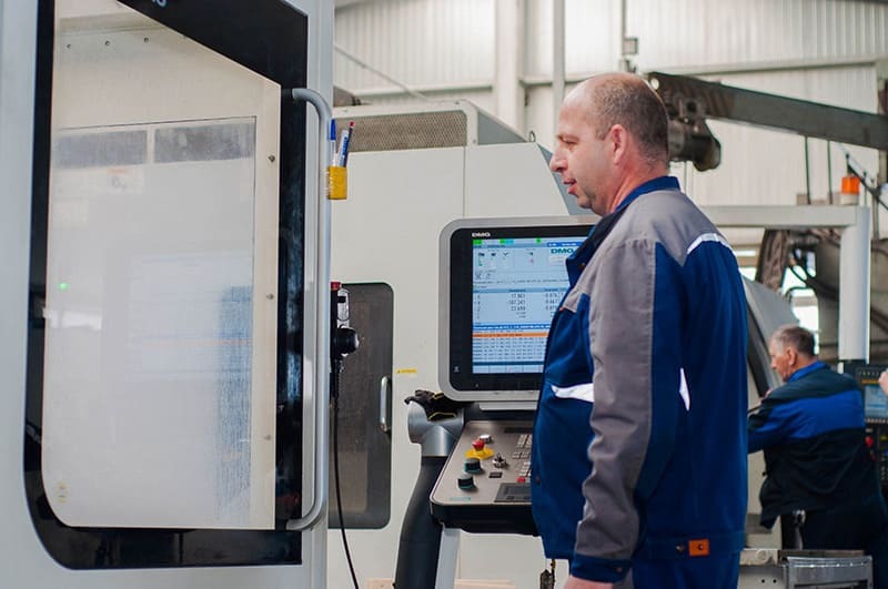 Виталий Павлов: «У предприятия не бывает стабильности: оно либо развивается, либо умирает» 7 Виталий Павлов: «У предприятия не бывает стабильности: оно либо развивается, либо умирает» 7