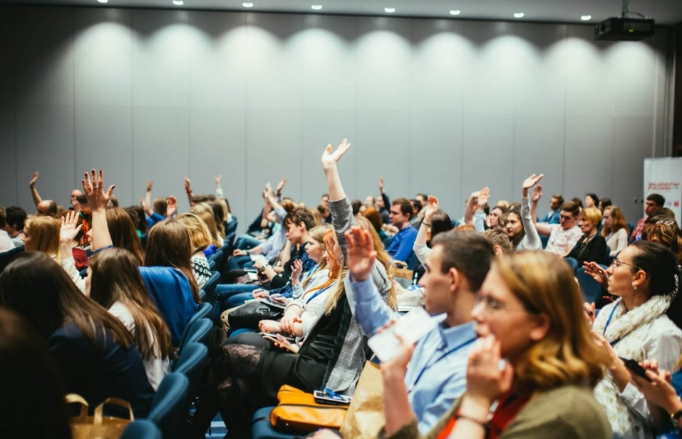 Как Челябинская область выстраивает экосистему креативных индустрий
2 Как Челябинская область выстраивает экосистему креативных индустрий
2