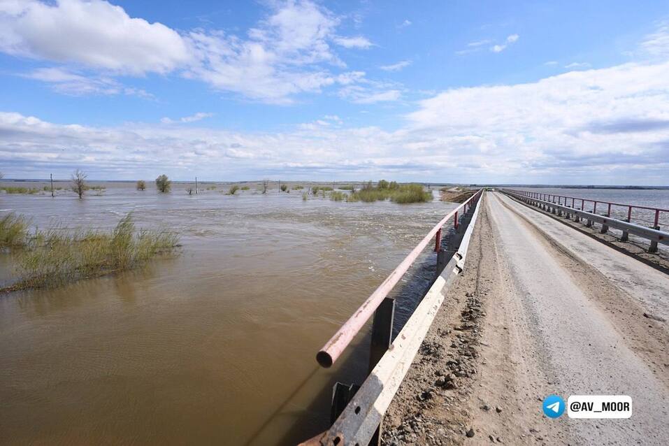 В Тюменской области затопило дачные поселки и региональные дороги 2 В Тюменской области затопило дачные поселки и региональные дороги 2
