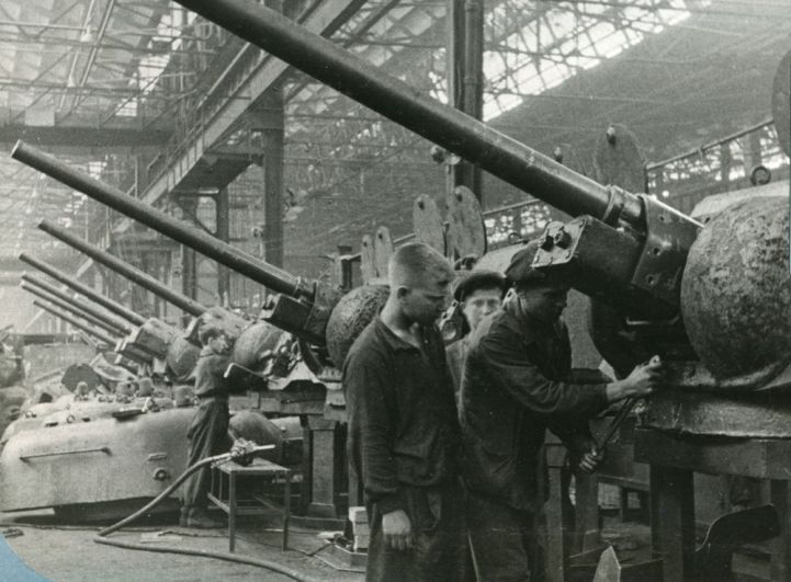 История эвакуированных в Челябинскую область заводов, ставших в войну щитом страны 2 История эвакуированных в Челябинскую область заводов, ставших в войну щитом страны 2