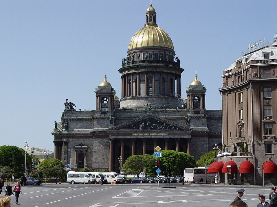 На фото: Исаакиевский собор в мае 2003; Автор: Наталья Семенова На фото: Исаакиевский собор в мае 2003; Автор: Наталья Семенова