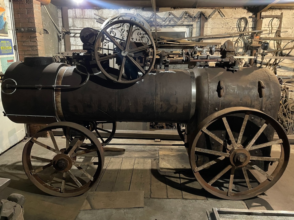 Бульвар Авторского квартала Машаров украсила старинная паровая машина 2 Бульвар Авторского квартала Машаров украсила старинная паровая машина 2