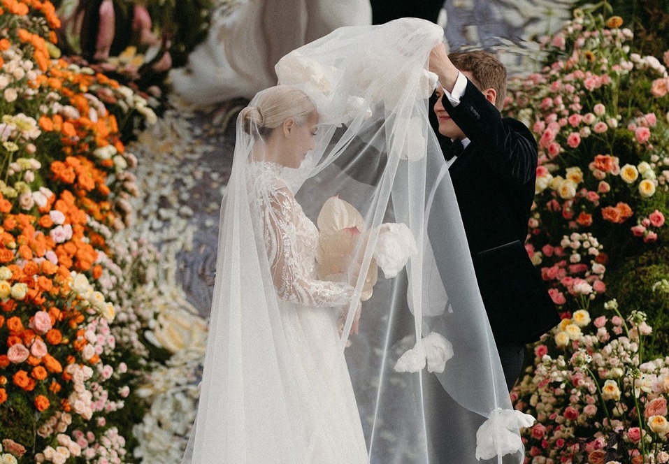 Красноярские организаторы свадеб стали лучшими в России
1 Красноярские организаторы свадеб стали лучшими в России
1