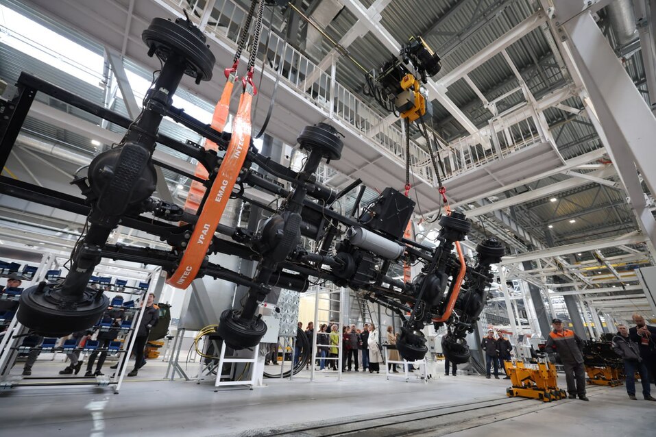 Автозавод в Миассе запустил новый сборочный комплекс: подробности проекта
2 Автозавод в Миассе запустил новый сборочный комплекс: подробности проекта
2