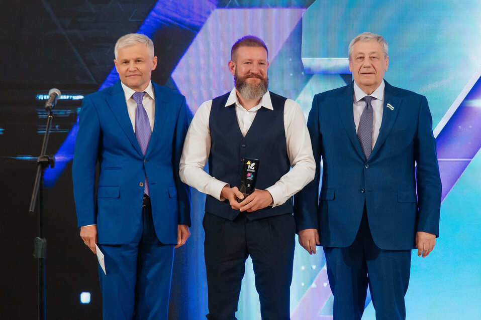 Лучшим промышленникам и предпринимателям вручили премию «Номер один». Как это было 4 Лучшим промышленникам и предпринимателям вручили премию «Номер один». Как это было 4