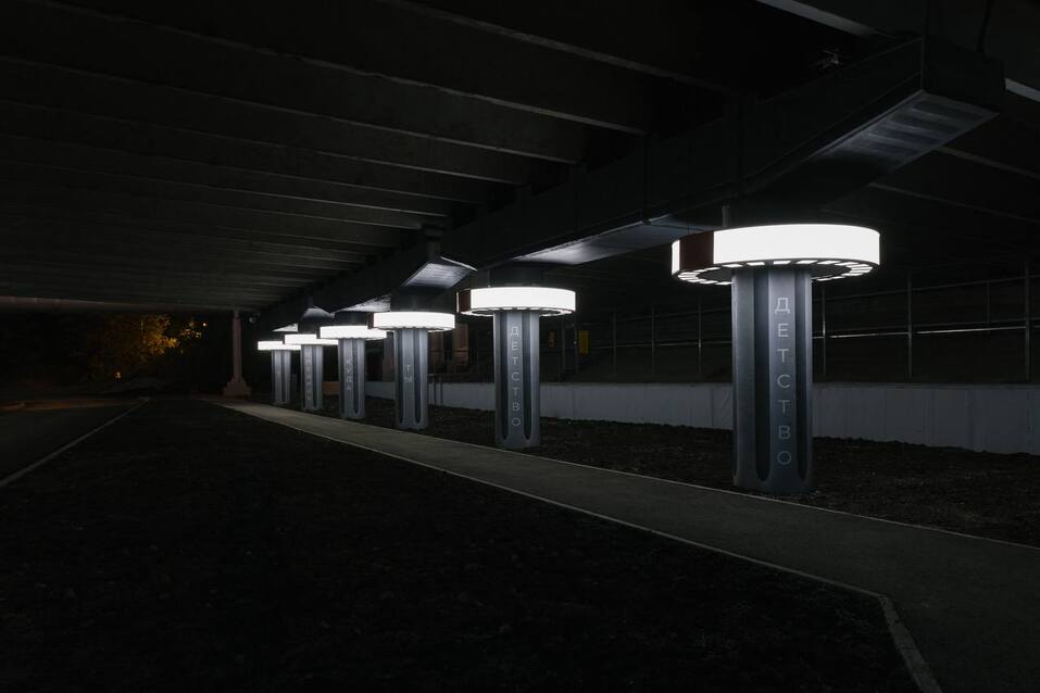 В Тюмени под мостом через Туру открылось новое общественное пространство 2