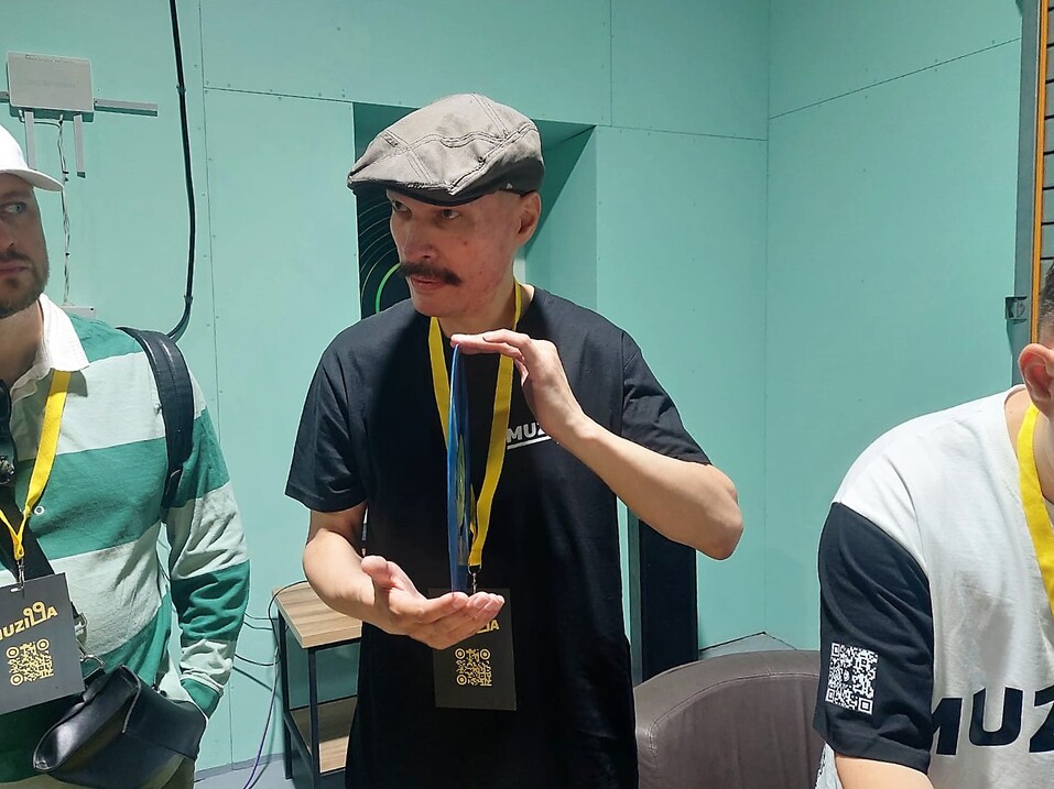 Кто и как производит виниловые пластинки в Свердловской области 3 Кто и как производит виниловые пластинки в Свердловской области 3