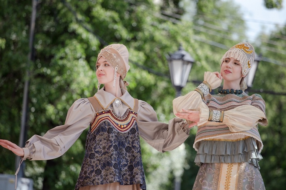 Праздники, концерты, ралли и VK Fest: куда сходить в Челябинске с 12 по 15 июня
2 Праздники, концерты, ралли и VK Fest: куда сходить в Челябинске с 12 по 15 июня
2