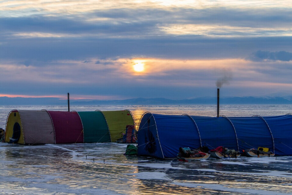 Где в Екатеринбурге зашить дирижабль. Евгений Корбут — об истории легендарного «Века» 7 Где в Екатеринбурге зашить дирижабль. Евгений Корбут — об истории легендарного «Века» 7