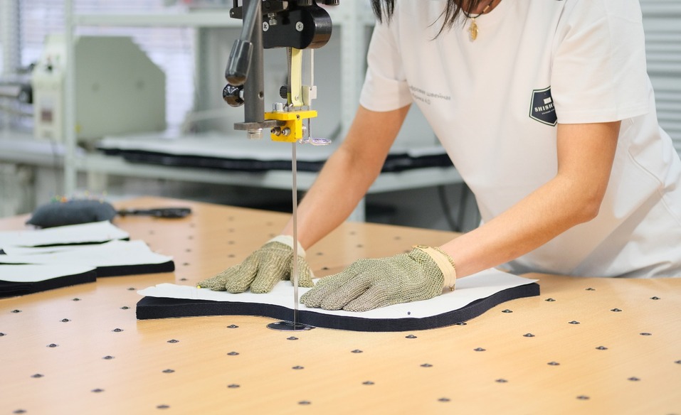 Как сейчас живет фабрика, выпускающая одежду под маркой Putin Team Russia 1 Как сейчас живет фабрика, выпускающая одежду под маркой Putin Team Russia 1