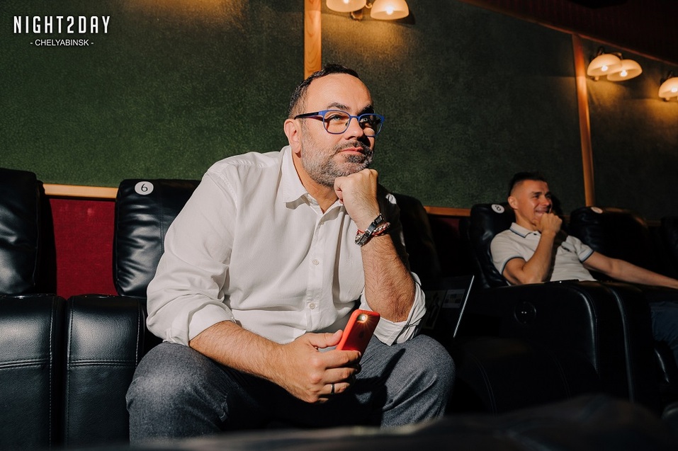 Более миллиона рублей и сотни новых деревьев: «Зеленый театр» меняет облик Челябинска
5 Более миллиона рублей и сотни новых деревьев: «Зеленый театр» меняет облик Челябинска
5