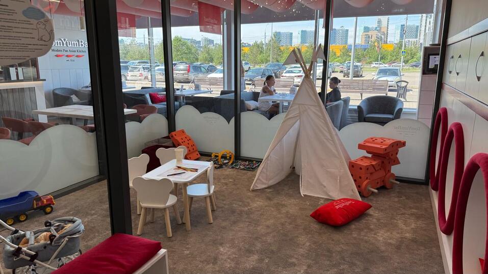 В Красноярске открылось первое заведение сети ресторанов TomYumBar 2 В Красноярске открылось первое заведение сети ресторанов TomYumBar 2