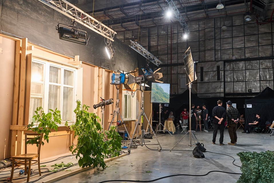 На Свердловской киностудии начались съемки новой комедии «Старик и Вера»: где ее покажут 2 На Свердловской киностудии начались съемки новой комедии «Старик и Вера»: где ее покажут 2