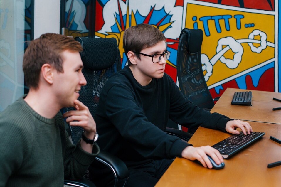 Технологии, которые меняют нас: Ильдар Чуракаев о будущем IT-индустрии
3 Технологии, которые меняют нас: Ильдар Чуракаев о будущем IT-индустрии
3