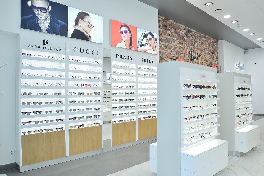 Люксовые очки со скидкой до 50%: выгодный шопинг в «Фокусе» на Радищева, 25 5 Люксовые очки со скидкой до 50%: выгодный шопинг в «Фокусе» на Радищева, 25 5