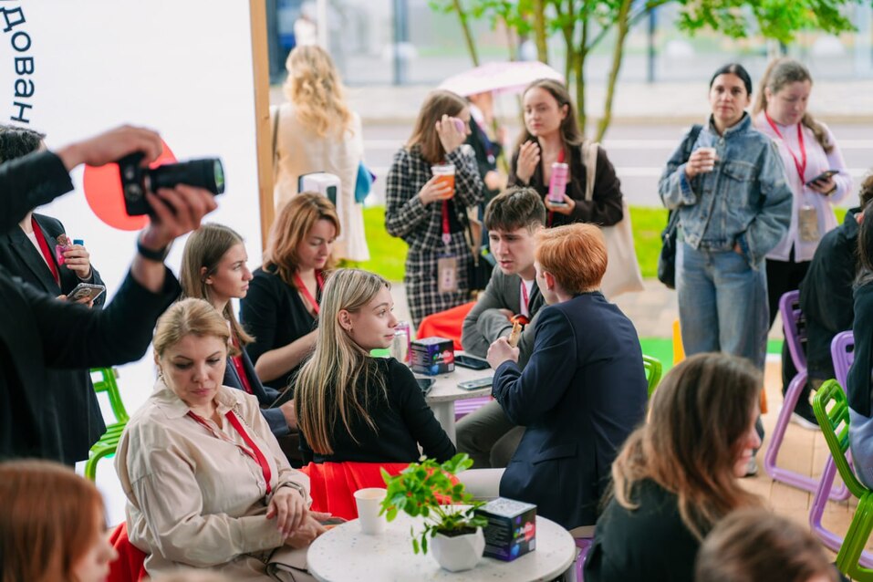 Новые форматы цифрового обучения: как привлечь и удержать молодежь в интернете 2 Новые форматы цифрового обучения: как привлечь и удержать молодежь в интернете 2