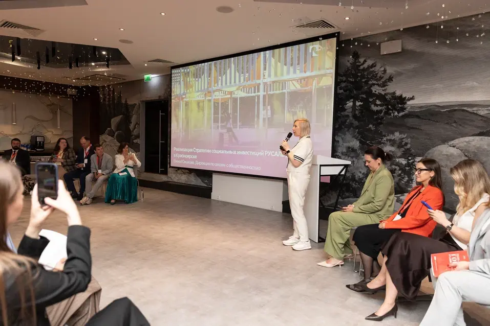 Лето в стиле бизнес: впервые состоялся новый деловой проект ДК 2 Лето в стиле бизнес: впервые состоялся новый деловой проект ДК 2