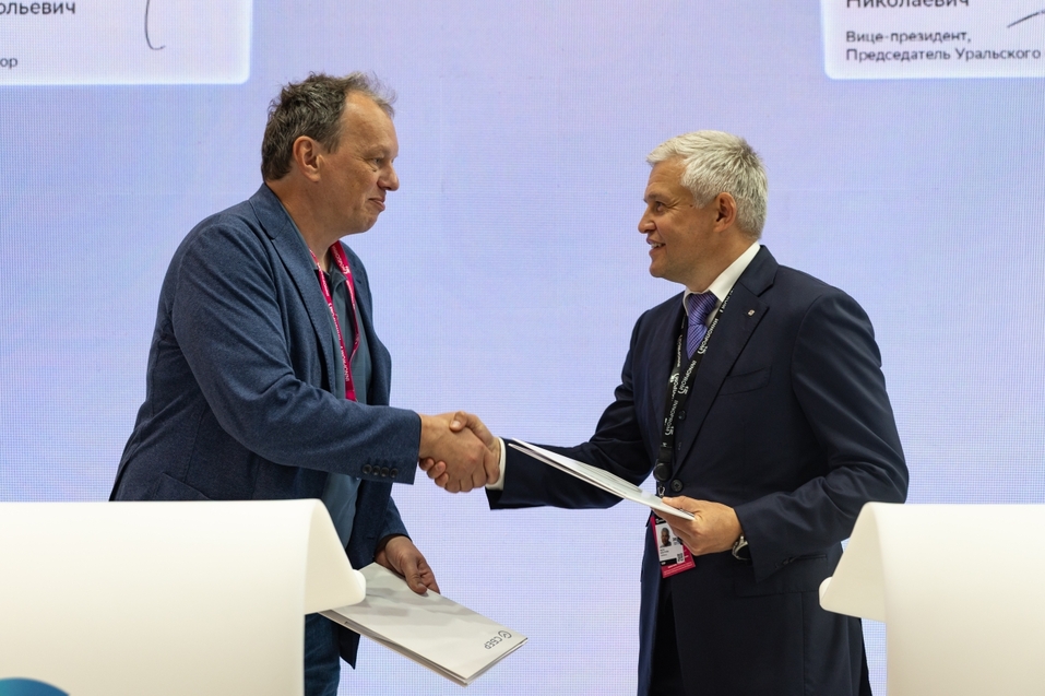 Сбер и «ДСТ-Урал» планируют запустить льготный лизинг спецтехники по программе ДОМ.РФ 2 Сбер и «ДСТ-Урал» планируют запустить льготный лизинг спецтехники по программе ДОМ.РФ 2